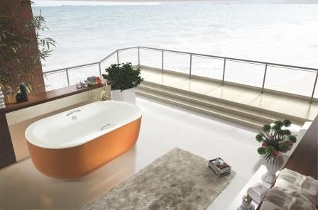 Tubes de douche de luxe en acrylique Tubes de bain debout 650 mm avec égout central